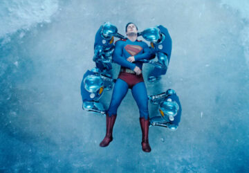 Superman-Sneak-Peek