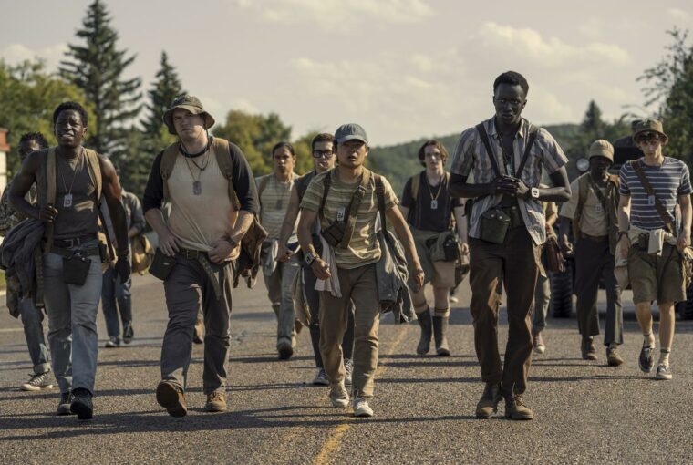 David Jonsson, Cooper Hoffman, Jordan Gonzalez, Ben Wang, and Tut Nyuot in The Long Walk.