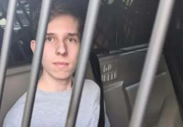 William Chadwick Jones, 19, arrested in Georgia for depositing over $545K in fraudulent checks into a Synovus Bank account.